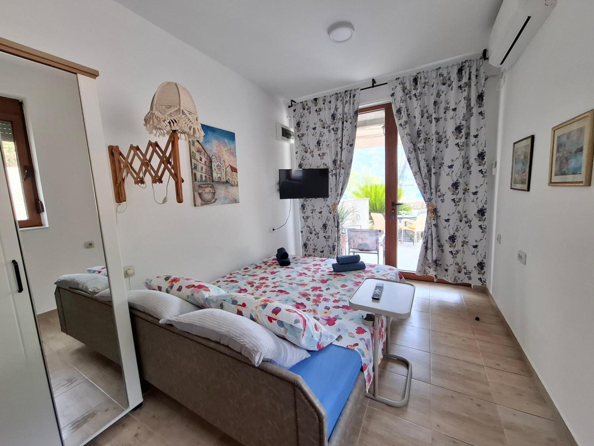 Kadena Apartments Котор Екстер'єр фото