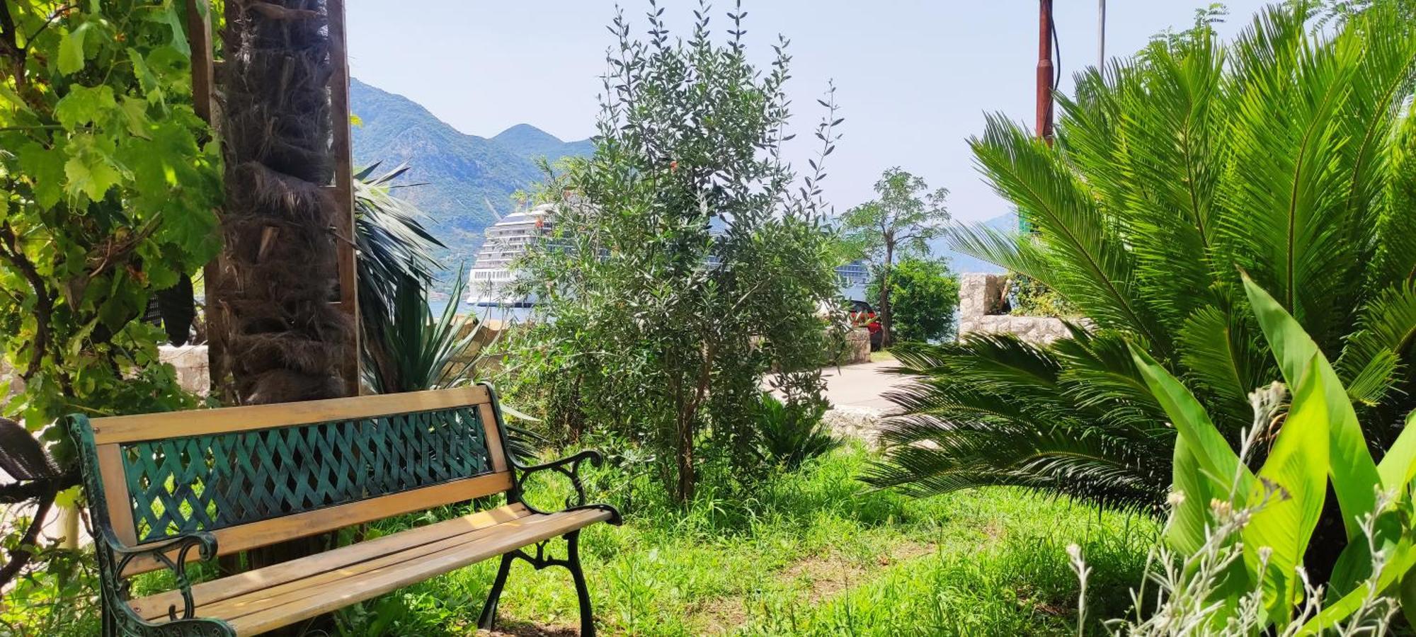 Kadena Apartments Котор Екстер'єр фото